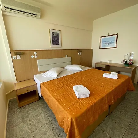 Eri & Village Hotel Hersónissos