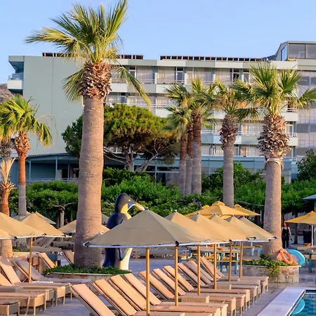 Eri & Village Hotel