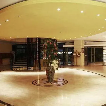 Eri & Village 4* 헐소니소스