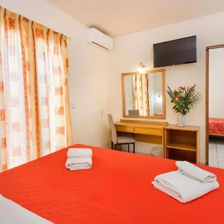 Eri Beach&village Hotell 4*