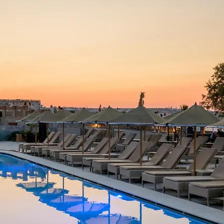 Eri & Village Hotel
